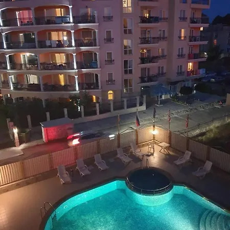 Sunny Homes Apartment *